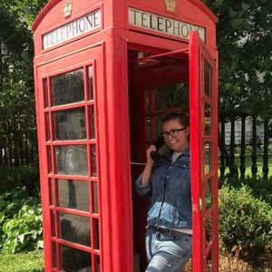 Meet your Posher, Lauren